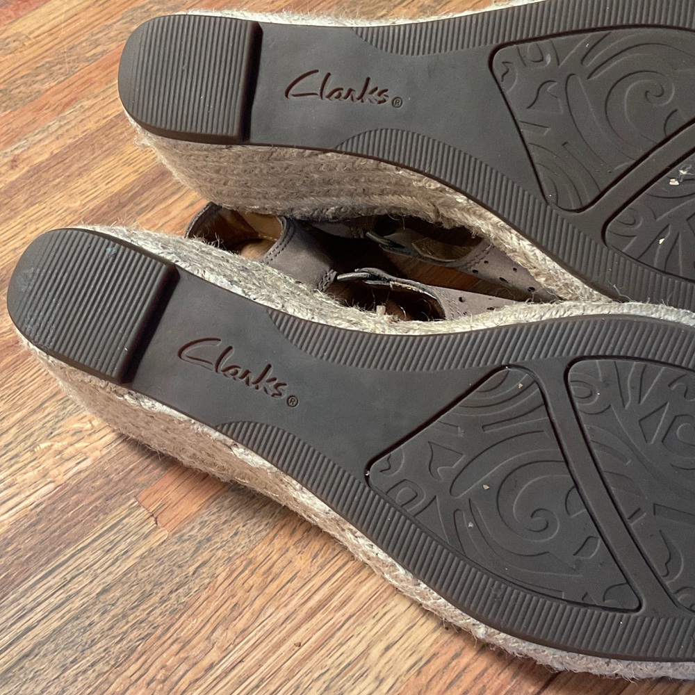 Clarks Women's Brown Slingback Espadrille Sandals Size 8.5M - Picture 6 of 6